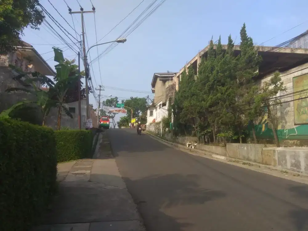 Rumah 1 Lantai di Cigadung Raya Mainroad Bandung Utara