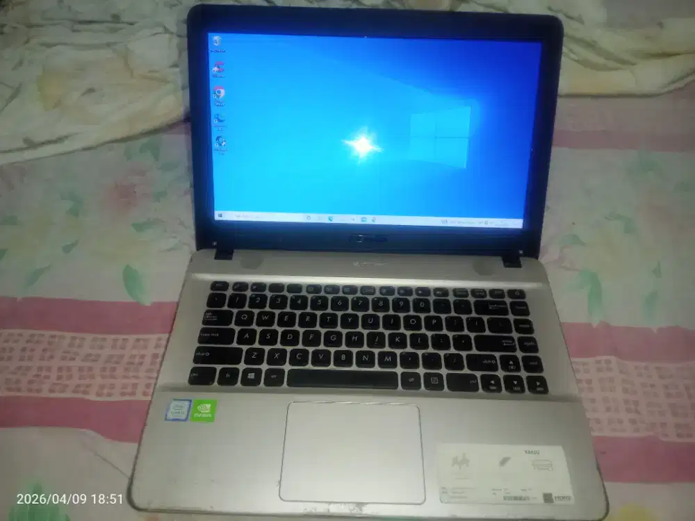 Di jual laptop X441U