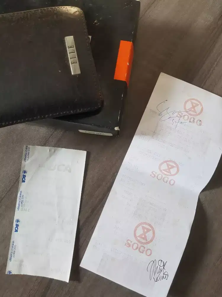 Dompet kulit ELLE pria edisi terbatas