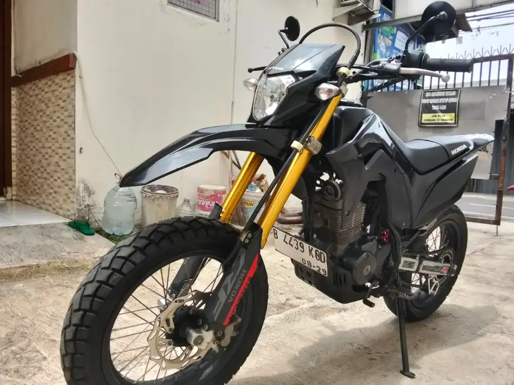 HONDA CRF 150 TAHUN 2019 PAJAK HIDUP LOW KM