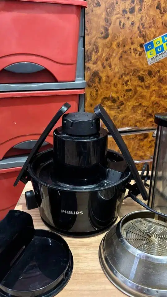 Juicer Philips Viva Collection HR 1855