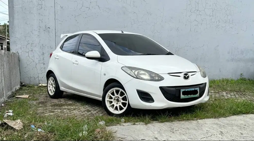 Mazda 2 V HB 2013 Automatic