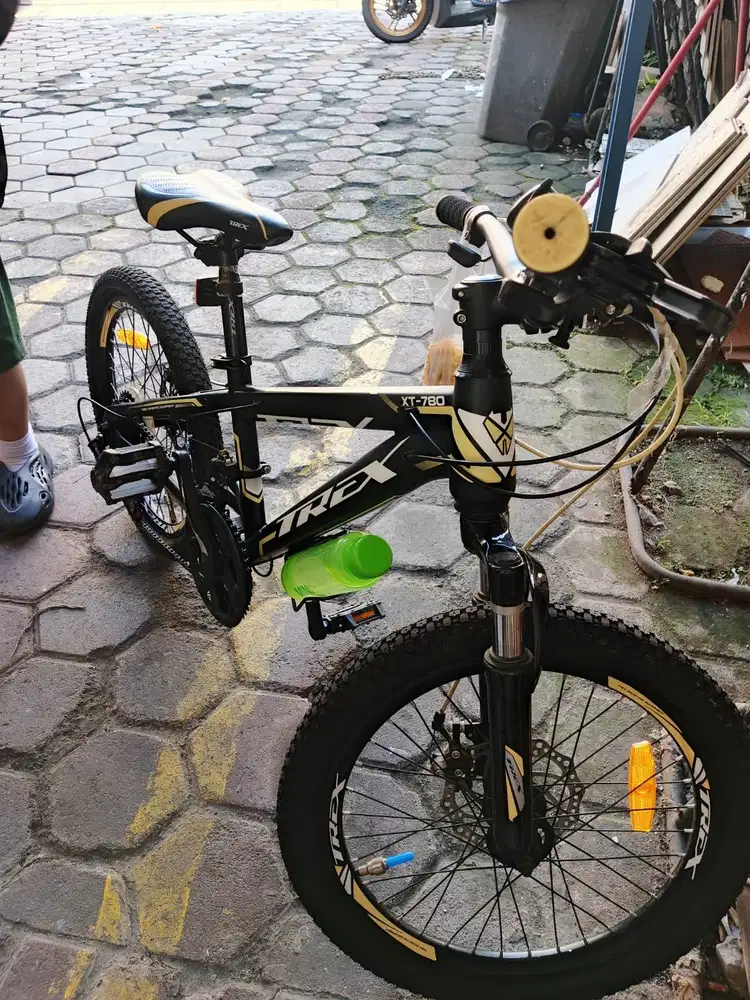 Jual sepeda kondisi sangat mulus