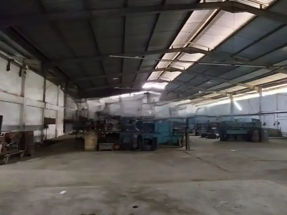 Jual Gudang Pluit (Belakang Emporium Pluit Mall), Lokasi Strategis, Dekat Pintu Tol Bandara Pluit, Jalan Sangat Lebar Akses Container