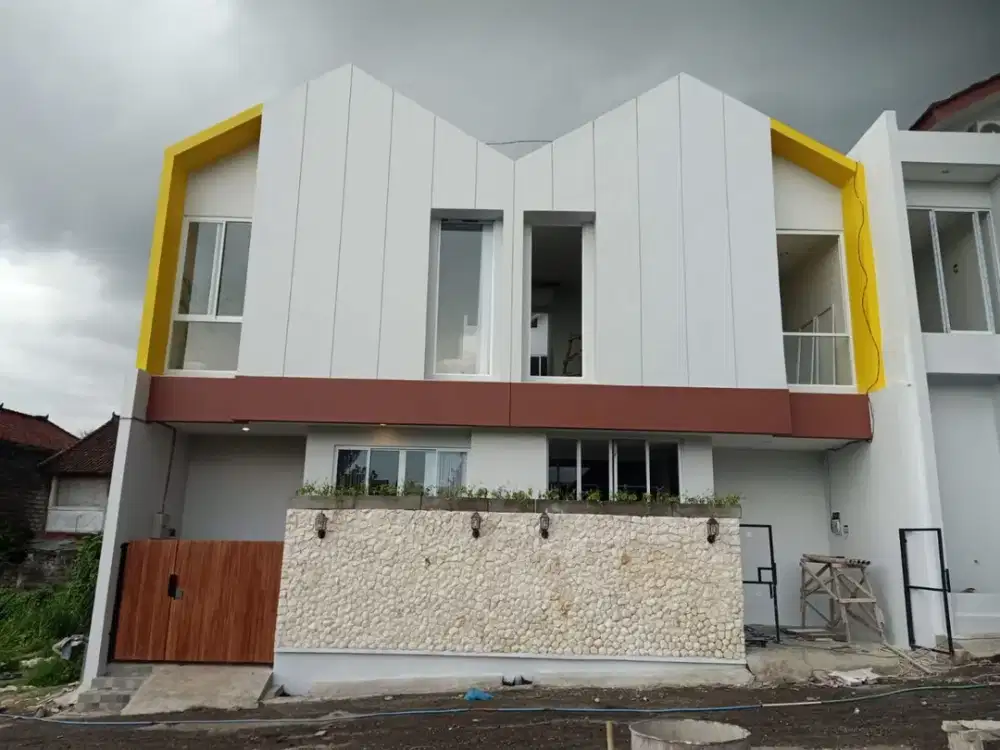 New brand modern 3 BR villa, perfectly located in Babakan