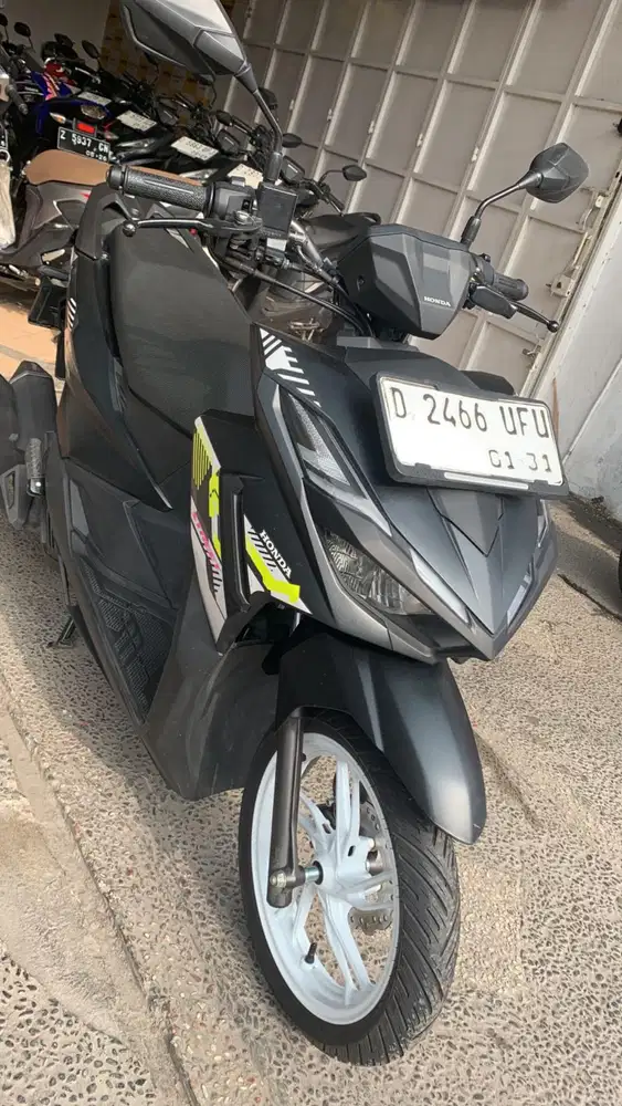 Honda Vario Street 125 Tahun 2025