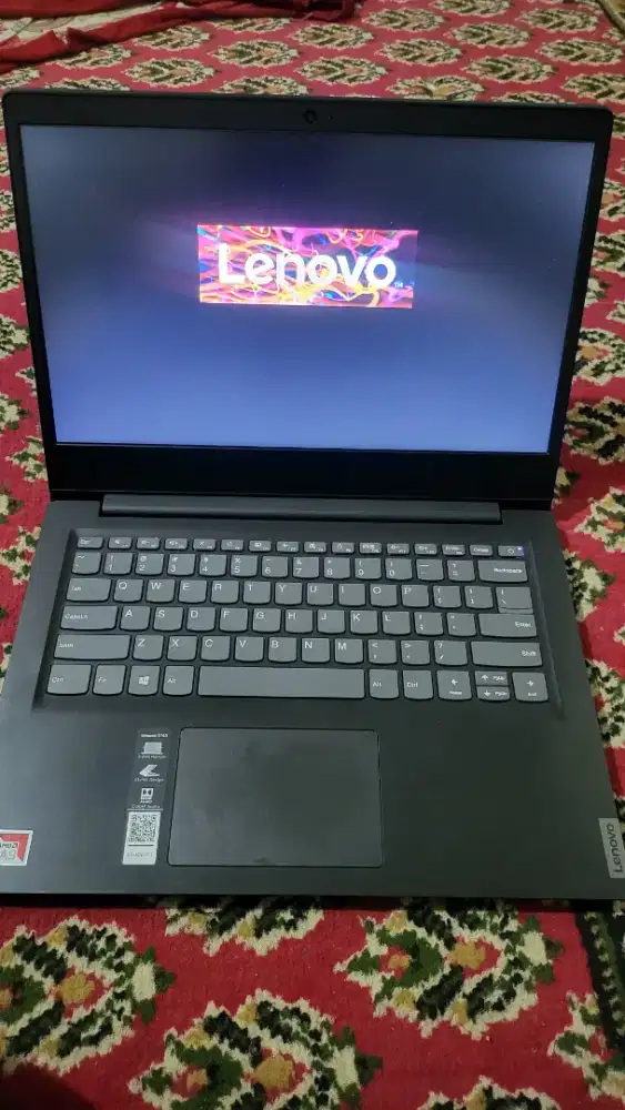 Laptop lenovo S145 AMD A9