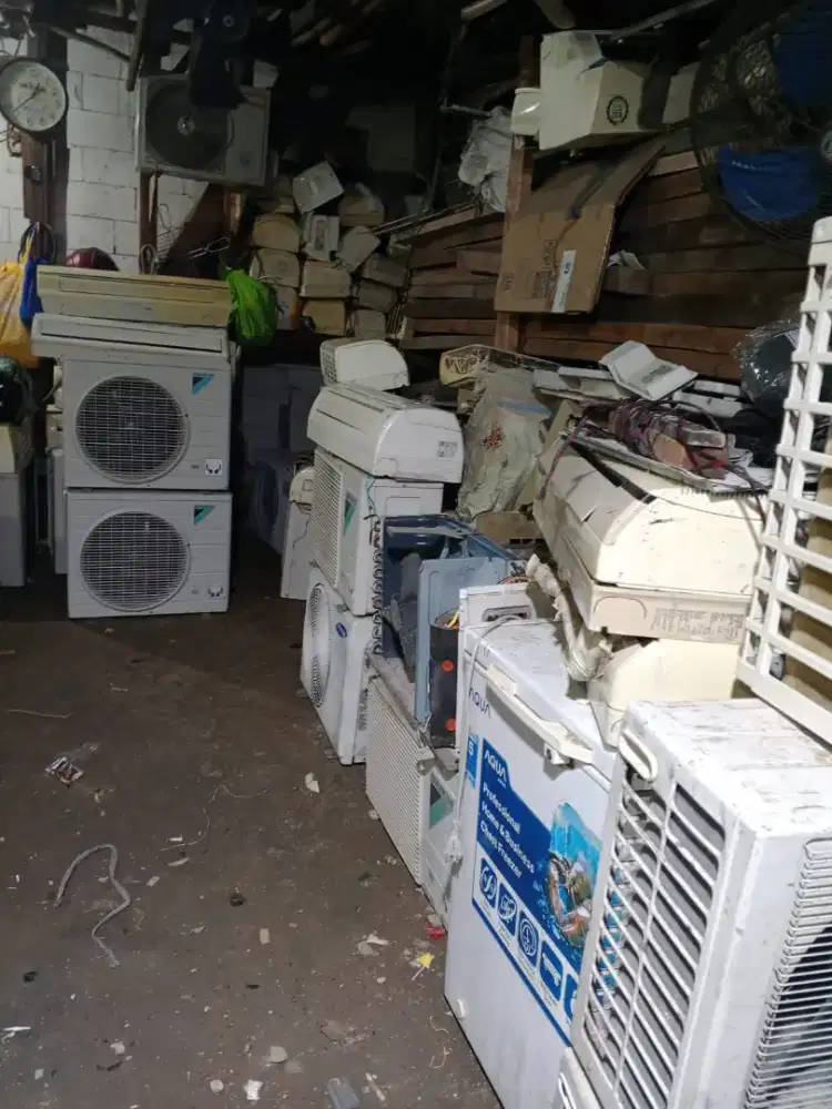 Jual beli AC bekas dan AC rusak