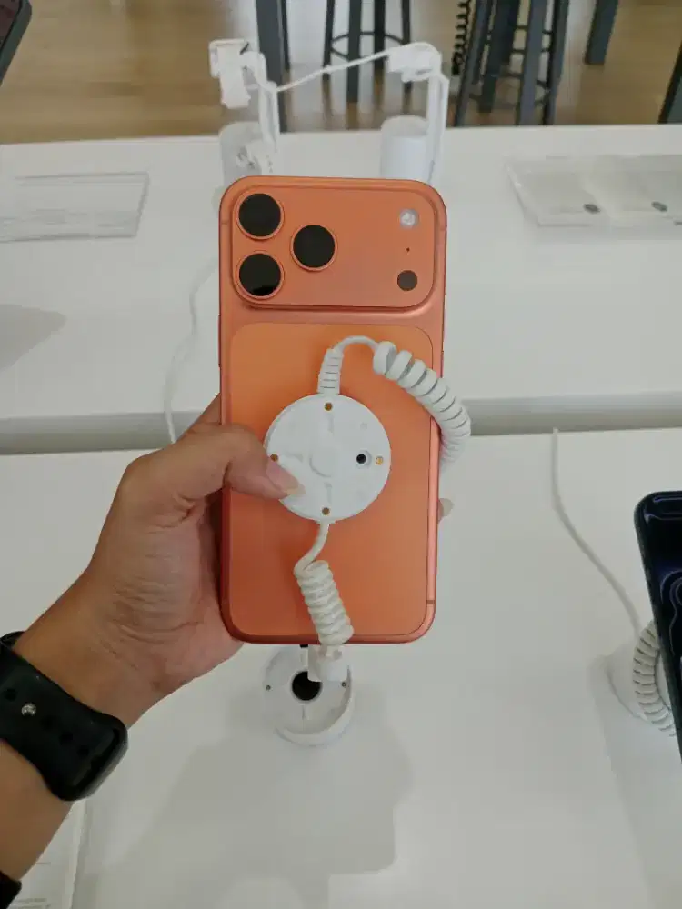 CICILAN HANDPHONE IPHONE17 PRO MAX TANPA KARTU KREDIT & DP DISPAYLATER