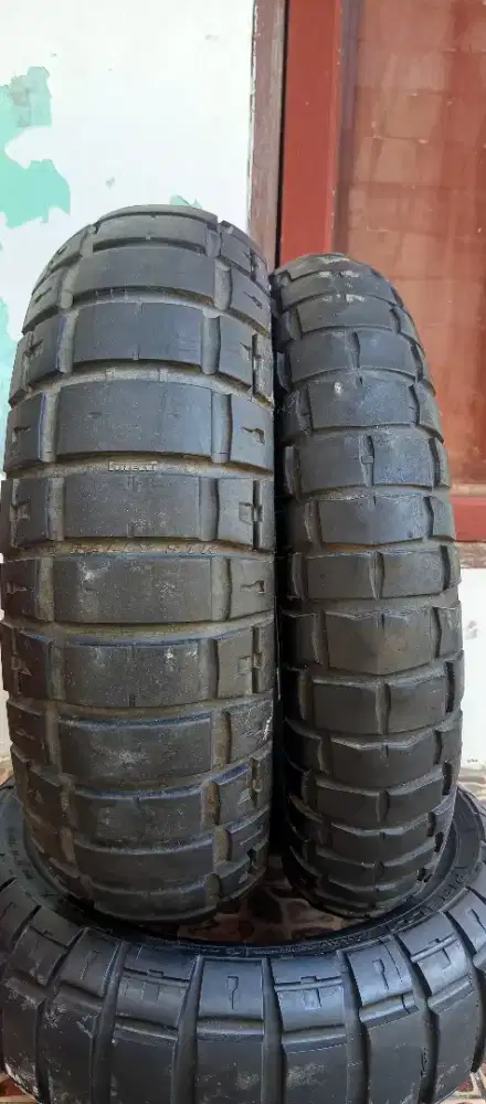 Ban Pirelli scorpion str