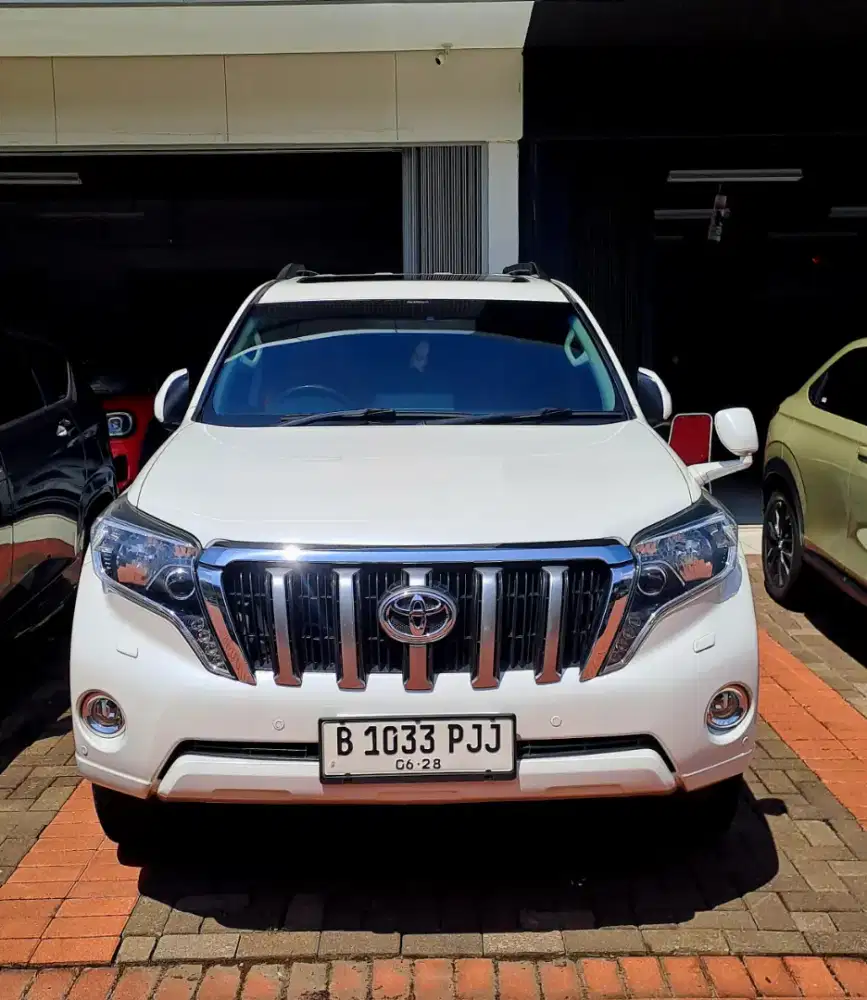 Land Cruiser prado 2.7 TX-L 2014
