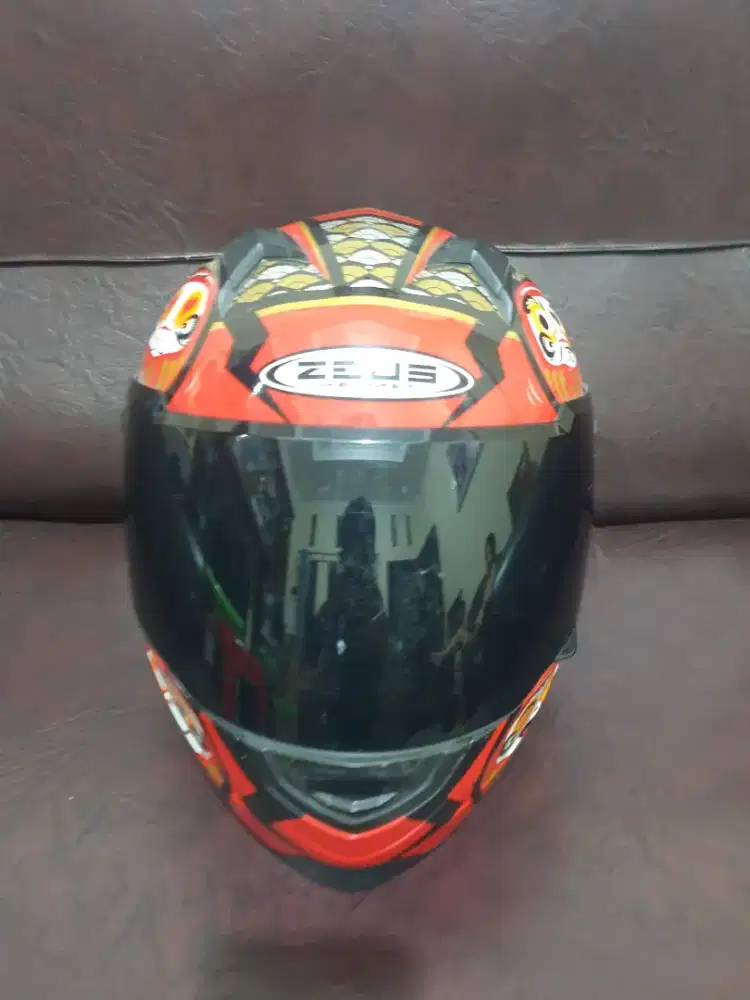 Helm Zeus ZS 811 Daruma Red Size M