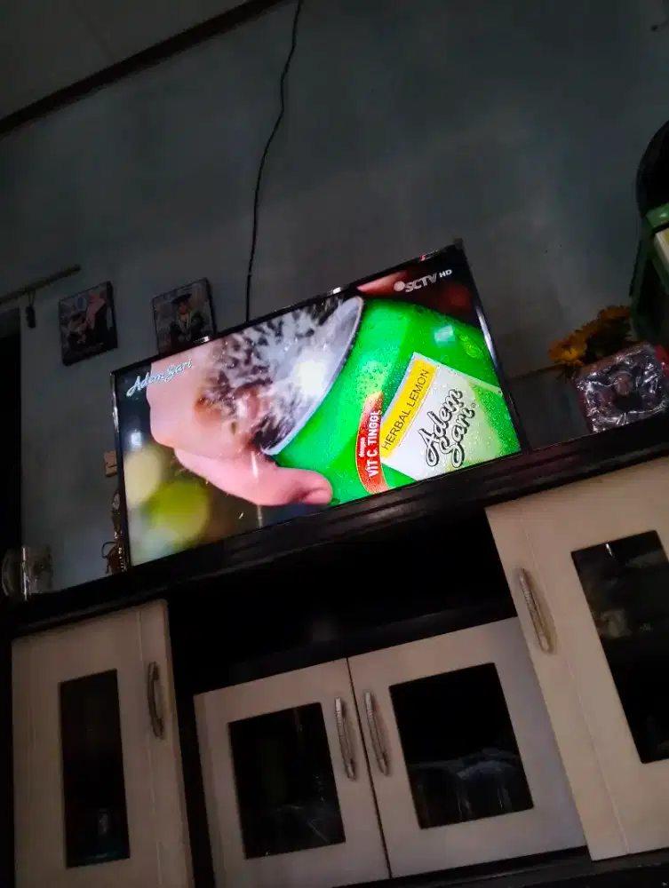 Tv LCD merk LG 43 inc