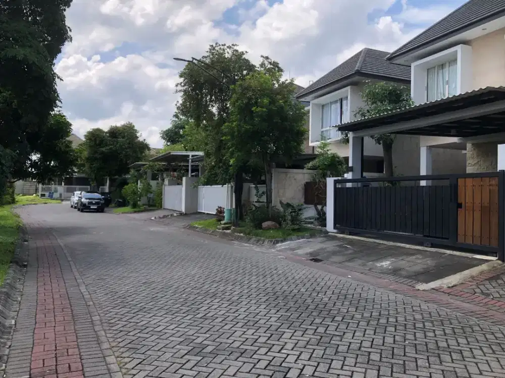 *RUMAH GRAHA FAMILI XA/62*

LT 281 LB 292