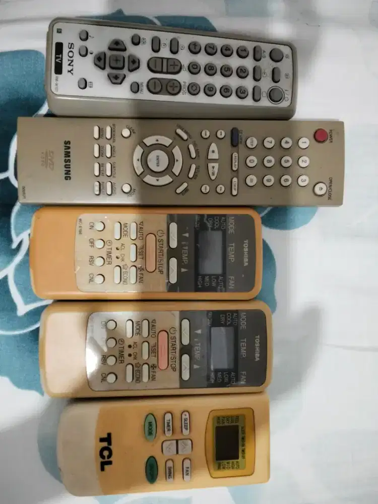 Remote AC dan tv