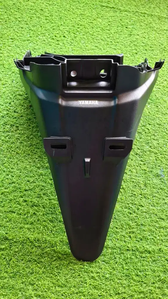 Spakbor Belakang Yamaha Gear Ultima ORI