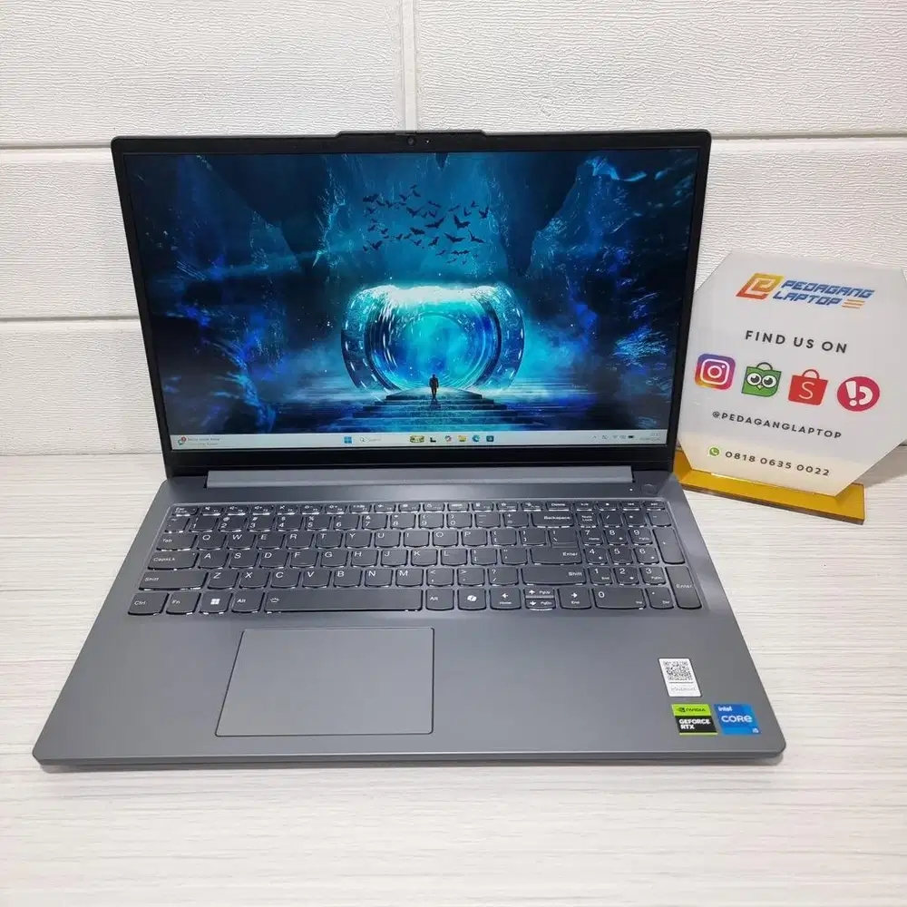 Lenovo LOQ 15IAX9E Essential Core i5-12450HX RAM12GB SSD512GB RTX 3050