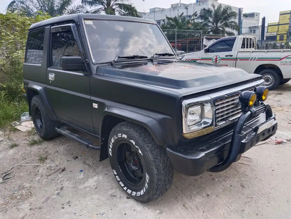 Daihatsu Feroza 1995 Bensin