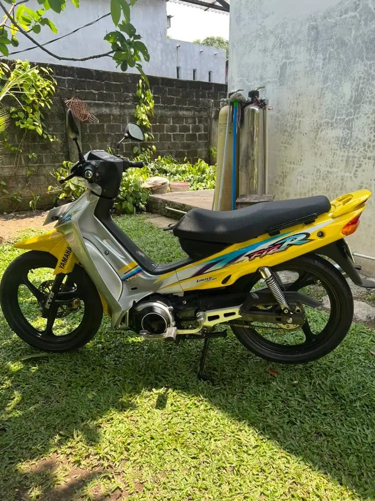 F1ZR Fizr 2000 2 tak asli kuning bukan satria lumba hiu rx king ninja