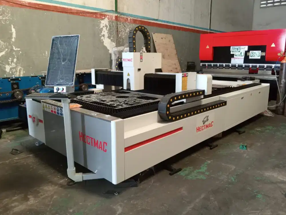 Mesin laser cutting