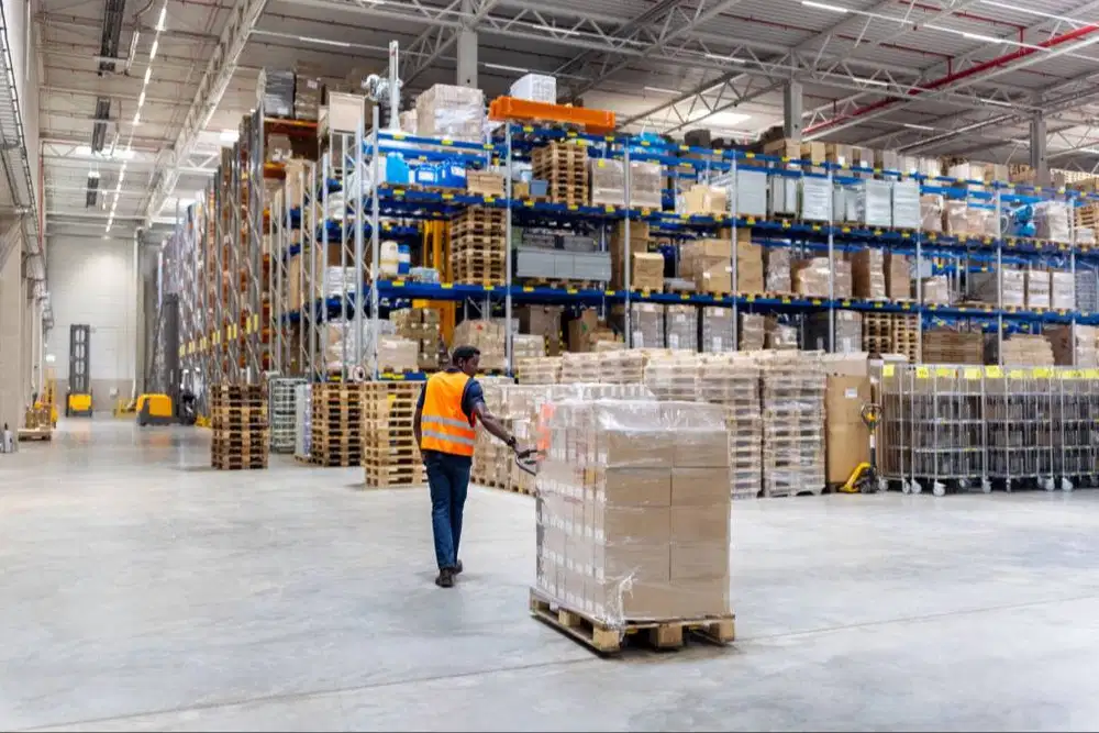 JASA IMPORT DAN EKPORT KESEMUA NEGARA BISA DOO TO DOOR CEPAT AMAN