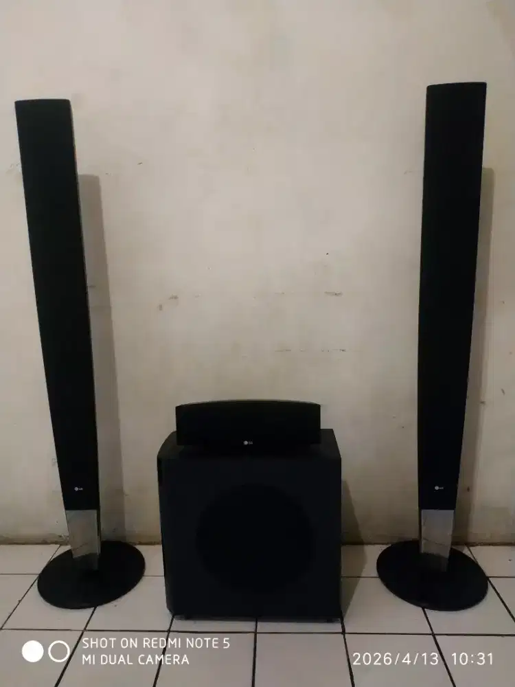 Dijual speaker tower,subwooper dan speaker center merk LG