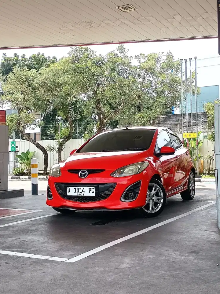 MAZDA 1.5 R MATIC 2010