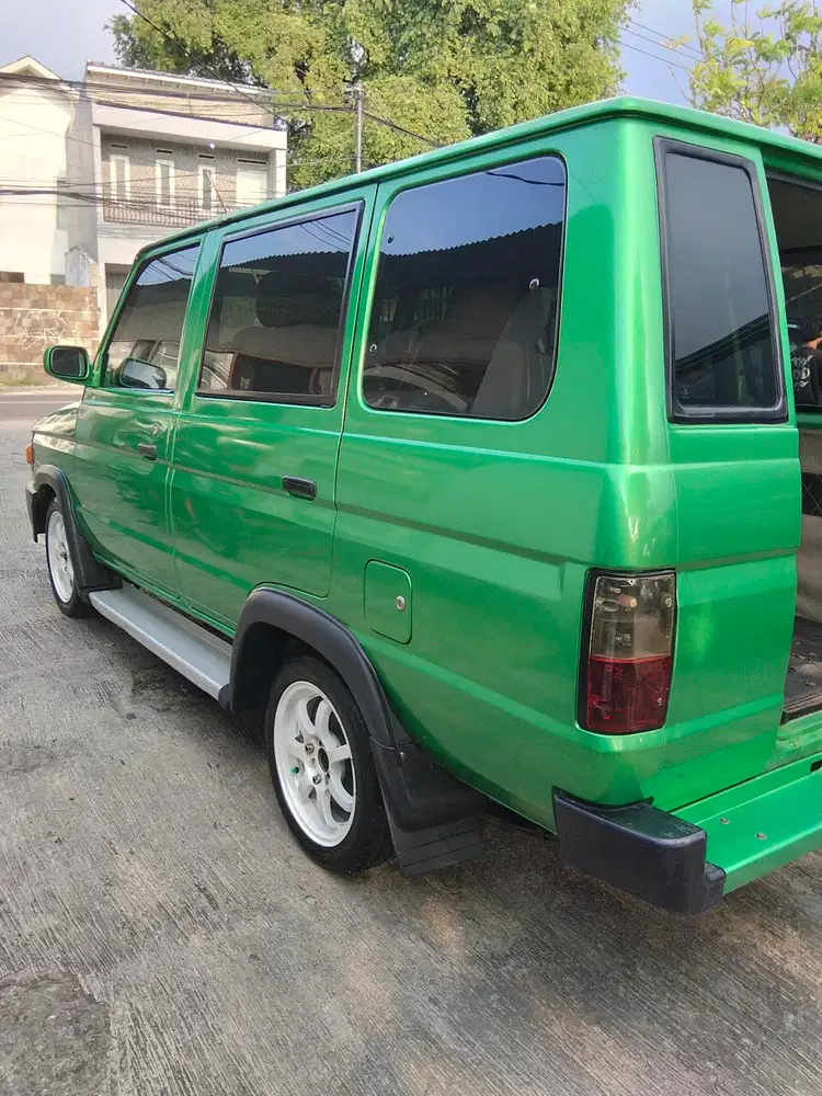 Toyota Kijang 1993 Bensin
