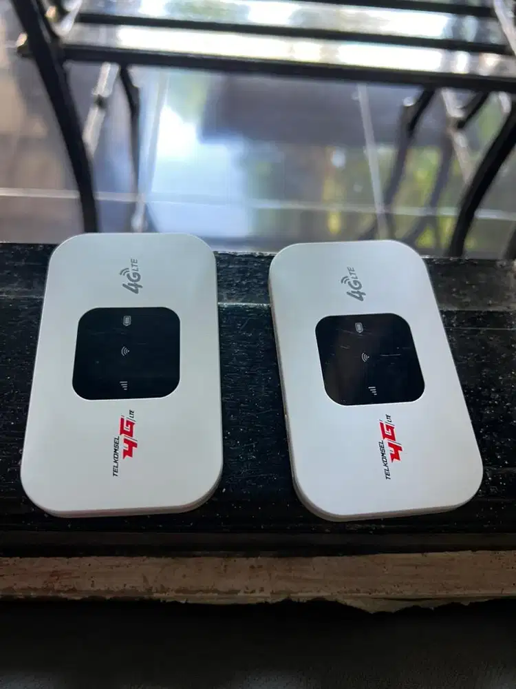 Mifi Telkomsel ada 2 pcs all operator harga 100 ribu perbiji