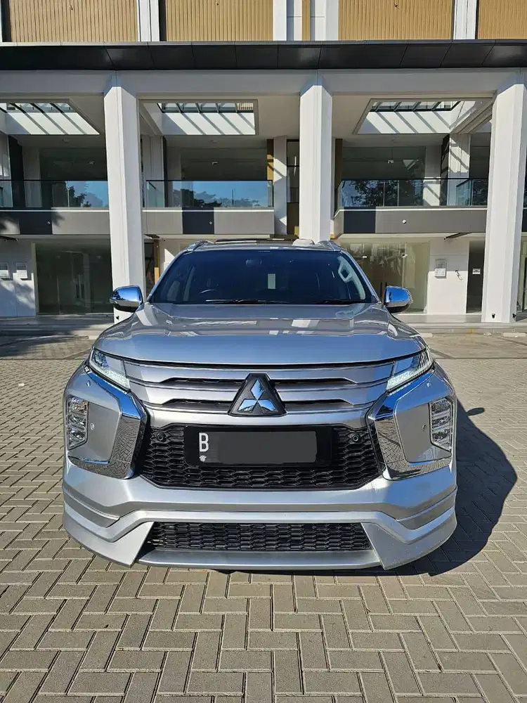NEW Model Mitsubishi Pajero Dakar Sunroof AT Diesel Turbo 2021 Silver