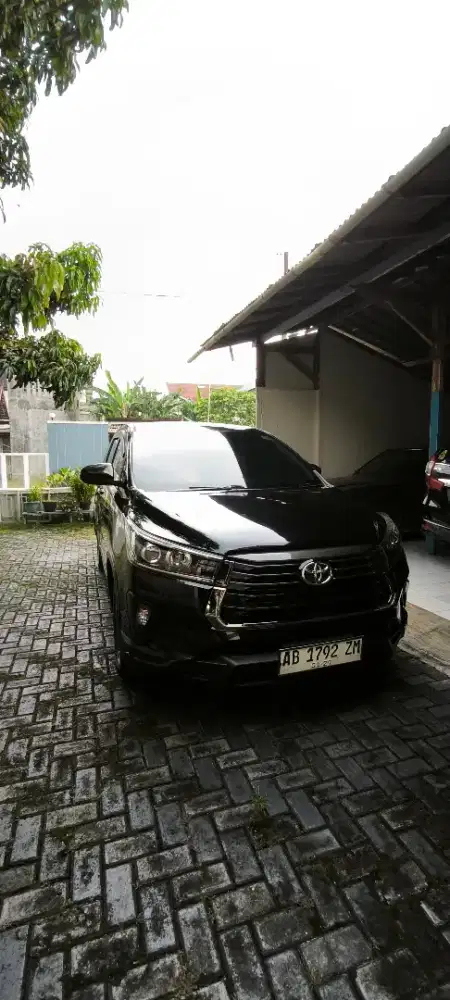 Toyota Innova Venturer 2.4 Diesel Automatic