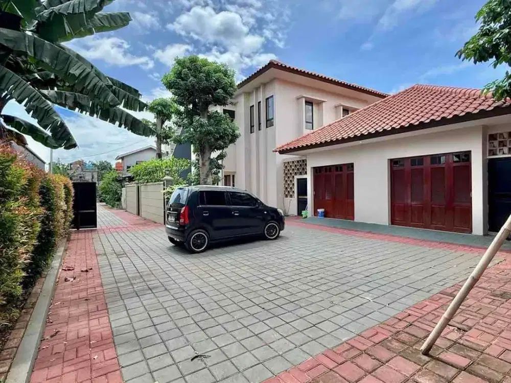 Jual Rumah Gandaria Kebayoran Baru LT 580 m² SHM 5+5 KT Strategis Jakarta Selatan