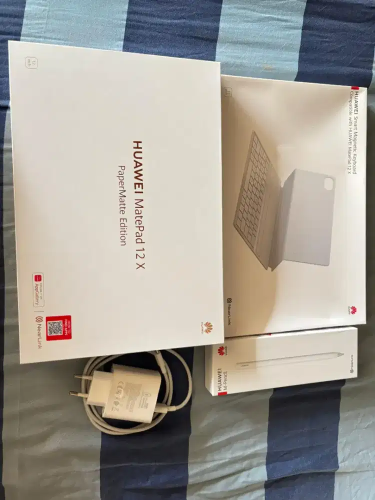 Huawei matepad 12x 12/256 fullset like new