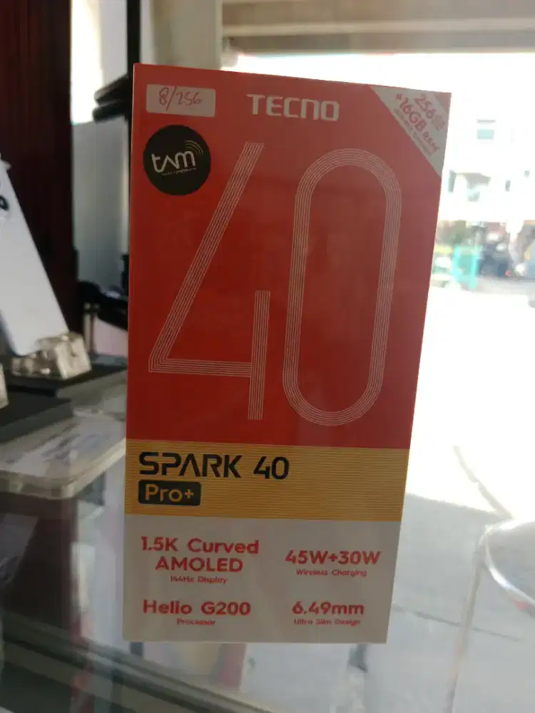 tecno spark 40 pro+ 8/256