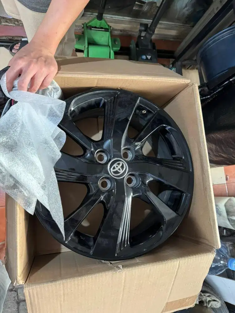Velg Yaris GR R16black edition