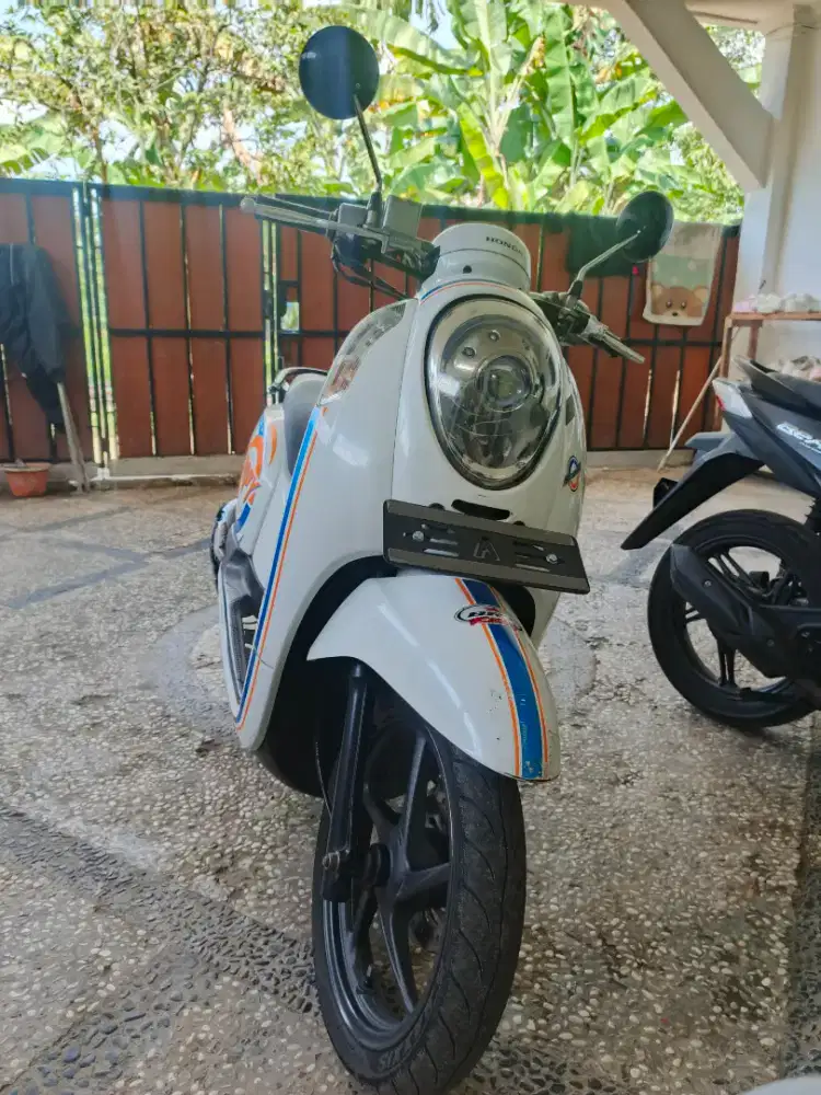 Jual honda scoopy th 2017