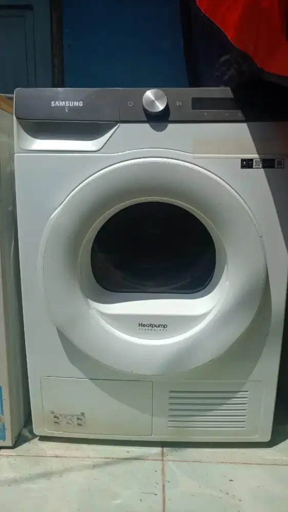 Pengering baju tanpa gas