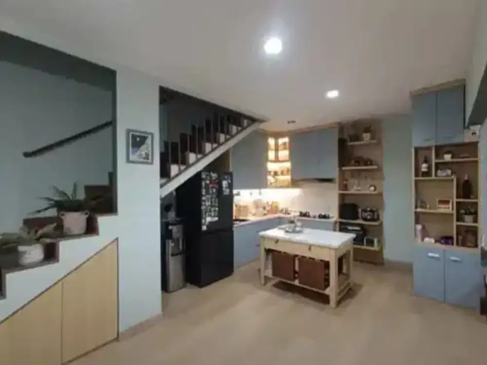 A51 Jual BU Rumah Bagus Ready di Kemanggisan Slipi Kebon Jeruk