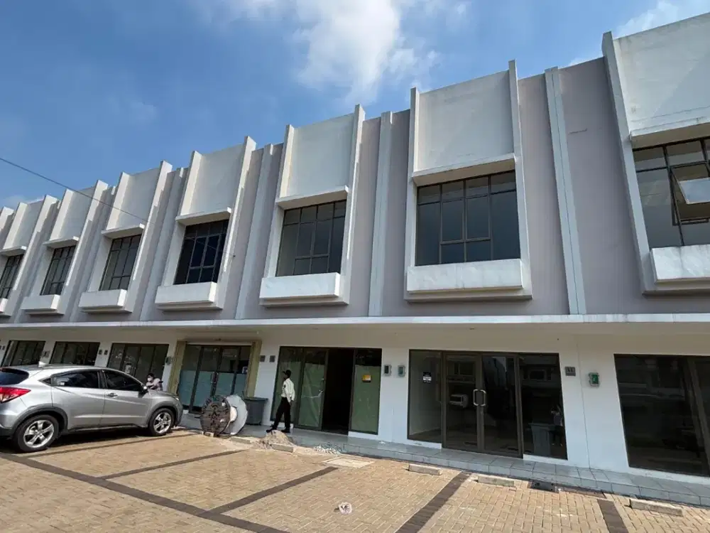 Ruko Baru di Gading Serpong Pinggir Jalan Termurah Siap Pakai