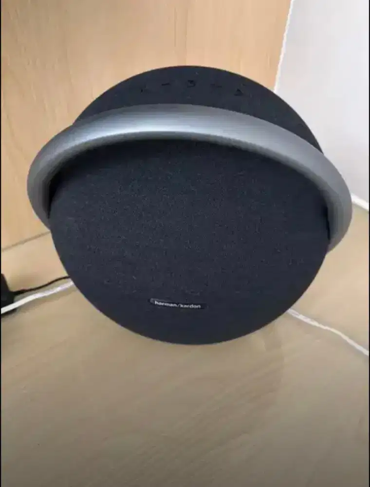 Forsale speaker harman kardon onyx 7