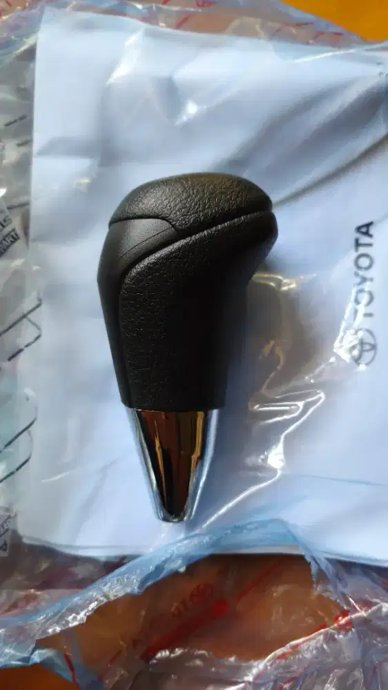 Shift knob innova reborn G