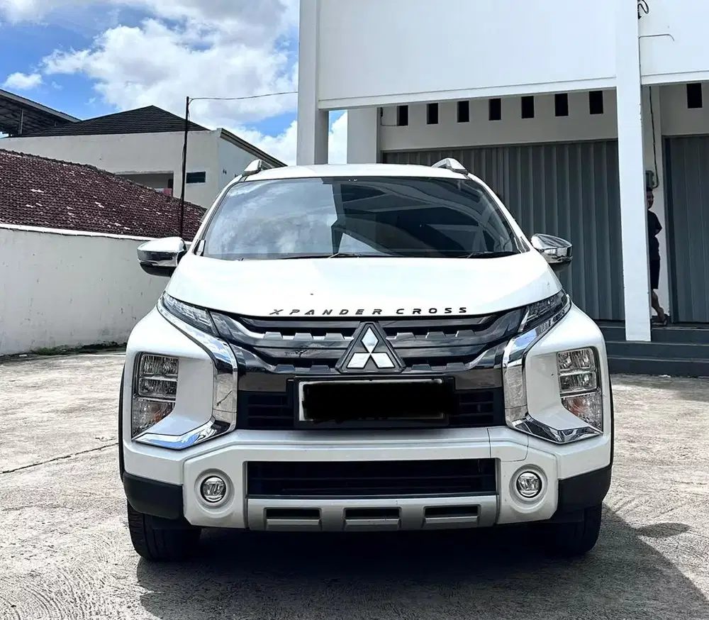 Mitsubishi Xpander Cross matic 2020 km rendah mulus terawat sekali