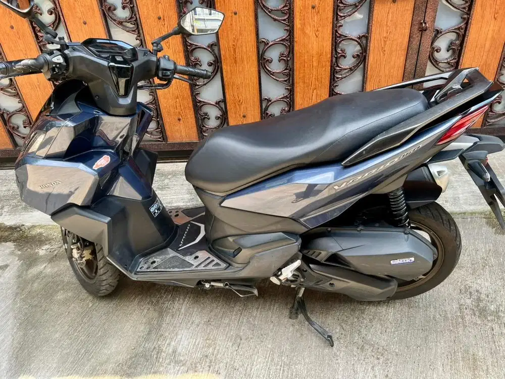 Honda Vario 160 ABS Keyless Biru