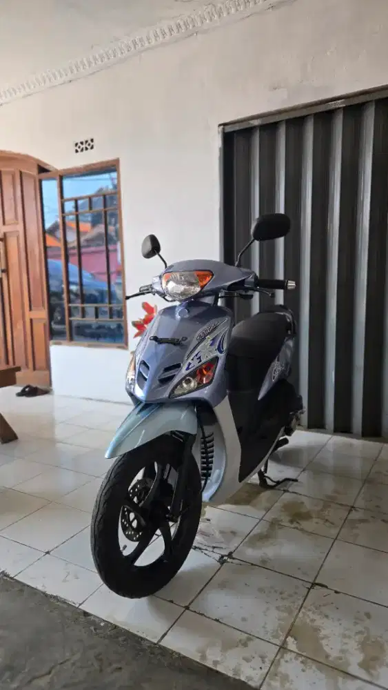 Mio 2006 biru telor asin