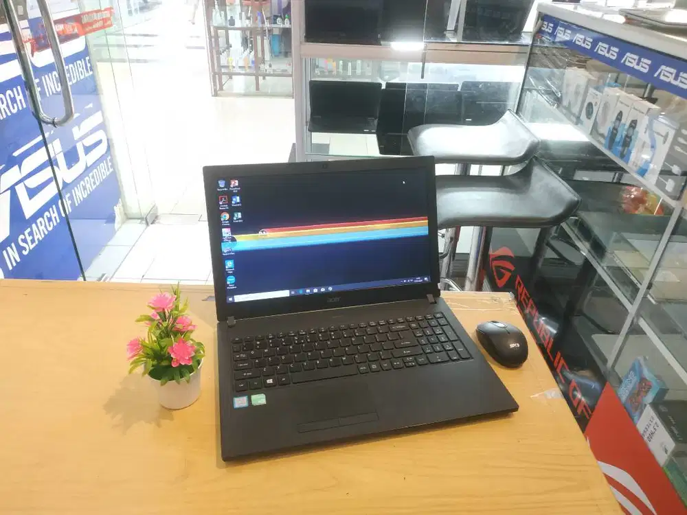 LAPTOP DIJUAL ACER TRAVELMATE P2510 CORE i5 GEN 8 RAM 8GB NVIDIA