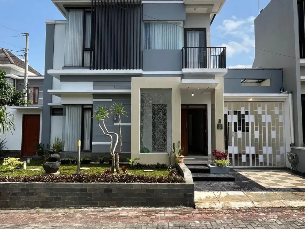 DIJUAL CEPAT RUMAH MEWAH DALAM KAWASAN PERUMAHAN ELIT GRAND MLATI, SENDANGADI, MLATI, SLEMAN DEKAT JL PALAGAN KM 7