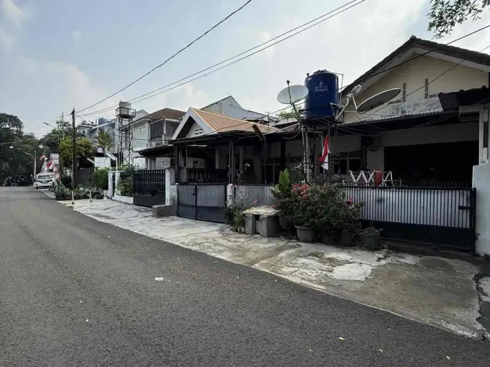 Jual Rumah Kebayoran Baru Jakarta Selatan, 1 Lantai, SHM, Dalam Komplek, 5+1 KT