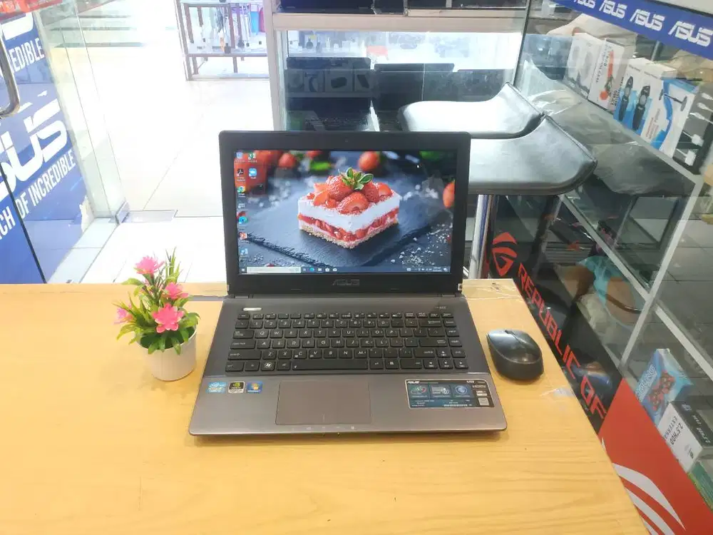 LAPTOP DIJUAL ASUS K45VS CORE i7 RAM 8GB NVIDIA GEFORCE