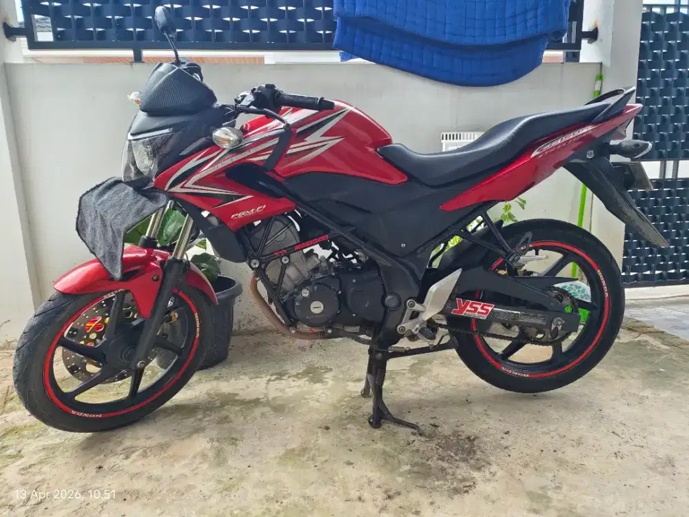 Honda CB 150 r 2013 pemakaian pribadi