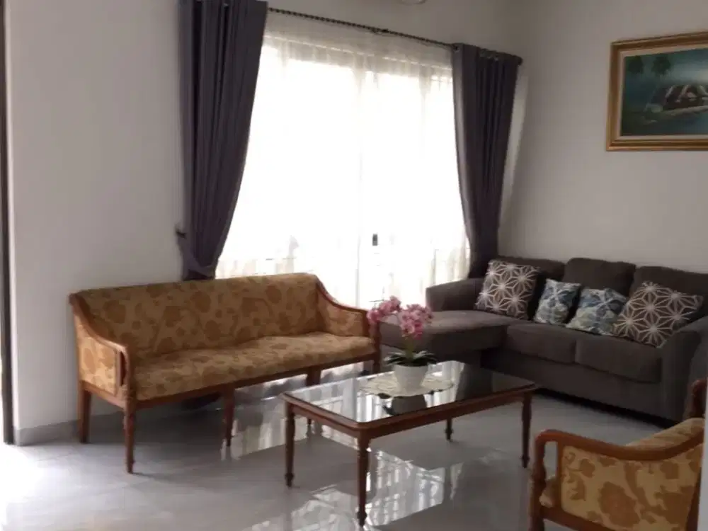 Disewa Rumah Full Furnish Kawasan Pejaten Barat